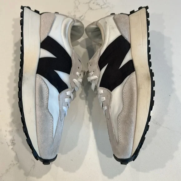 NEW BALANCE Women's 327 Shoes Size 9B In Sea Salt with NB 103 White And Black - Picture 7 of 13